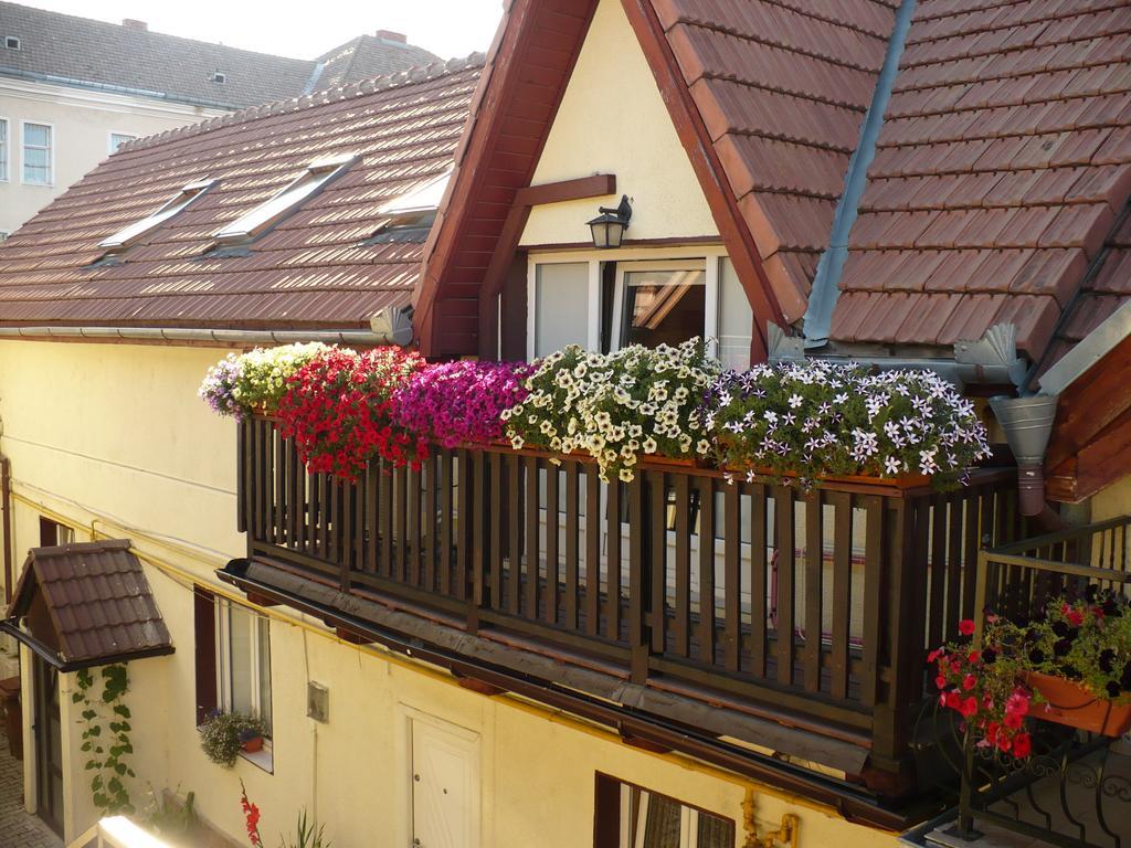 Rami House Central Double Rooms Braşov Buitenkant foto