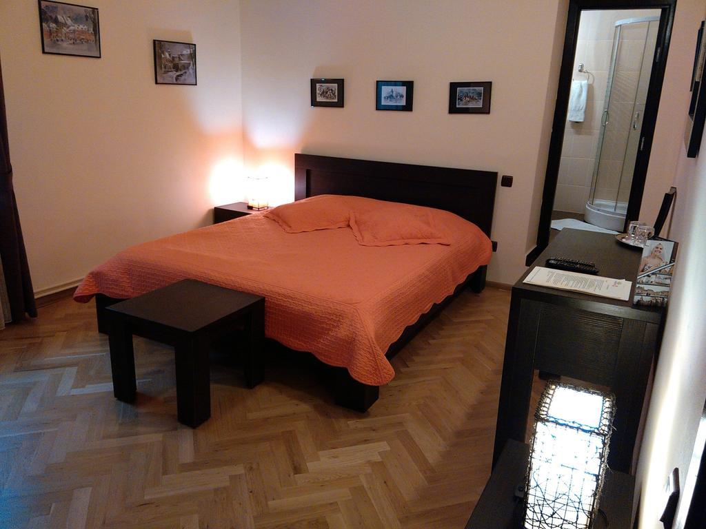 Rami House Central Double Rooms Braşov Kamer foto