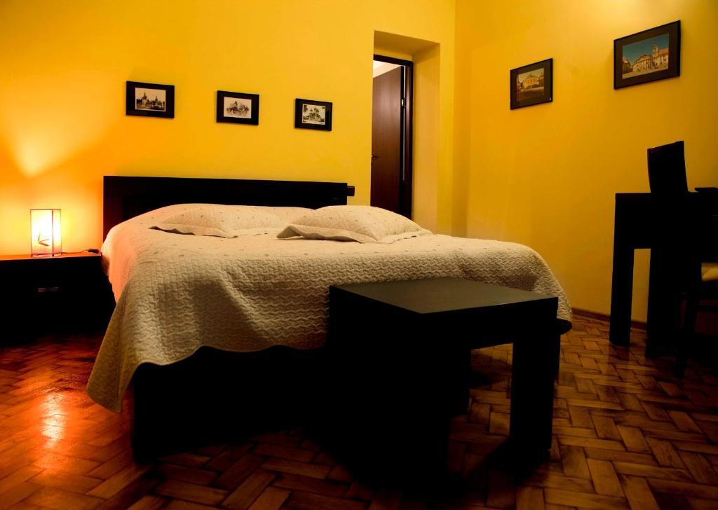 Rami House Central Double Rooms Braşov Kamer foto